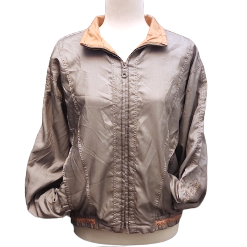 Tail vintage jacket size small gray and peach, with peach colored embroidery